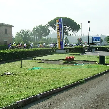1000 Miglia Szálloda