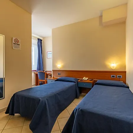 Hotel 1000 Miglia Monteroni d'Arbia