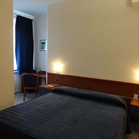 Otel 1000 Miglia Monteroni dʼArbia