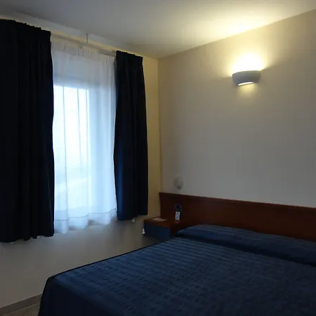 1000 Miglia Otel Monteroni dʼArbia