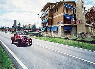 Szálloda 1000 Miglia Monteroni dʼArbia