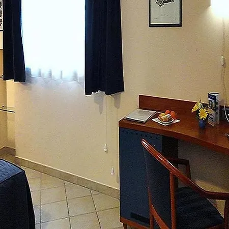 Hotel 1000 Miglia 3*